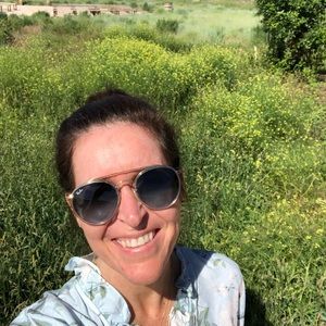 Meet your Posher, Jennifer